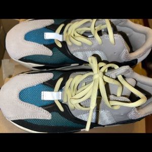 Yeezy BOOST 700 size 6.5